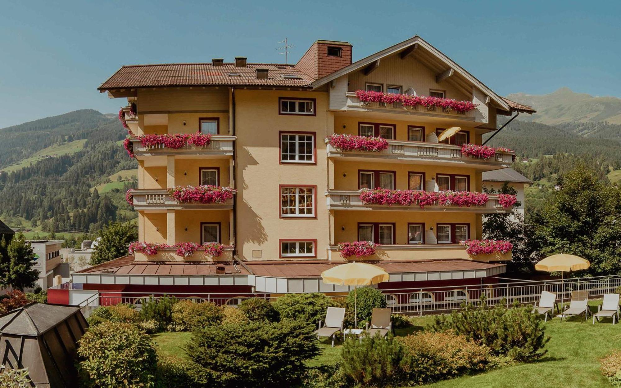 Appartement Hotel Panorama-Im Bademantel Direkt In Die Alpentherme Bad Hofgastein Exterior photo